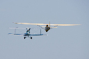 Flugzeugschlepp-De_Havilland_DH_82_A_Tiger_Moth-D-EBKT-Schleppt_D-8585